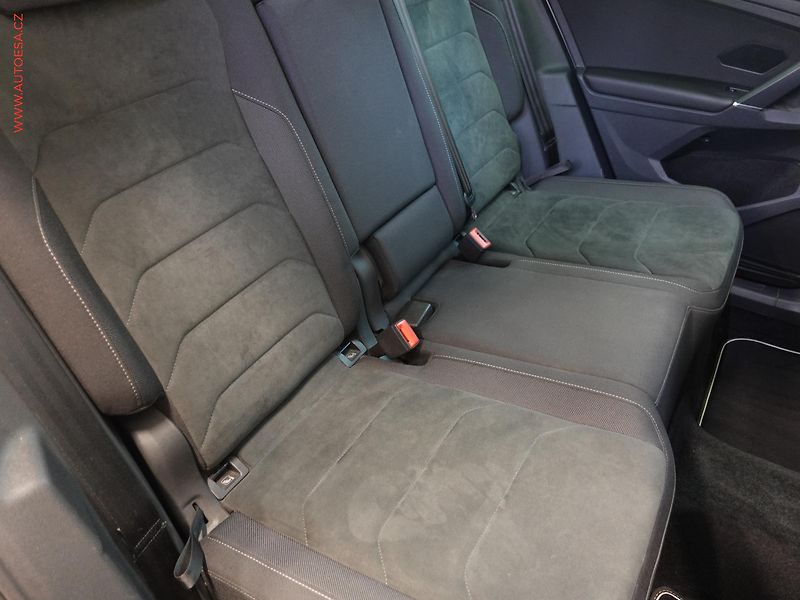 Volkswagen Tiguan (2018) 2.0TDI 4x4, ČR, DSG, navi - fotka 16 z 26