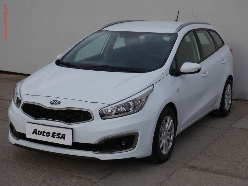 Kia Ceed (2016) 1.6 CRDi, ČR, AC, tempo, - fotka 3 z 15