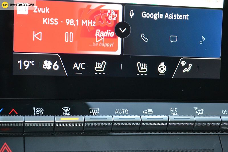 Renault Captur techno E-Tech full hybrid 145 - fotka 24 z 50