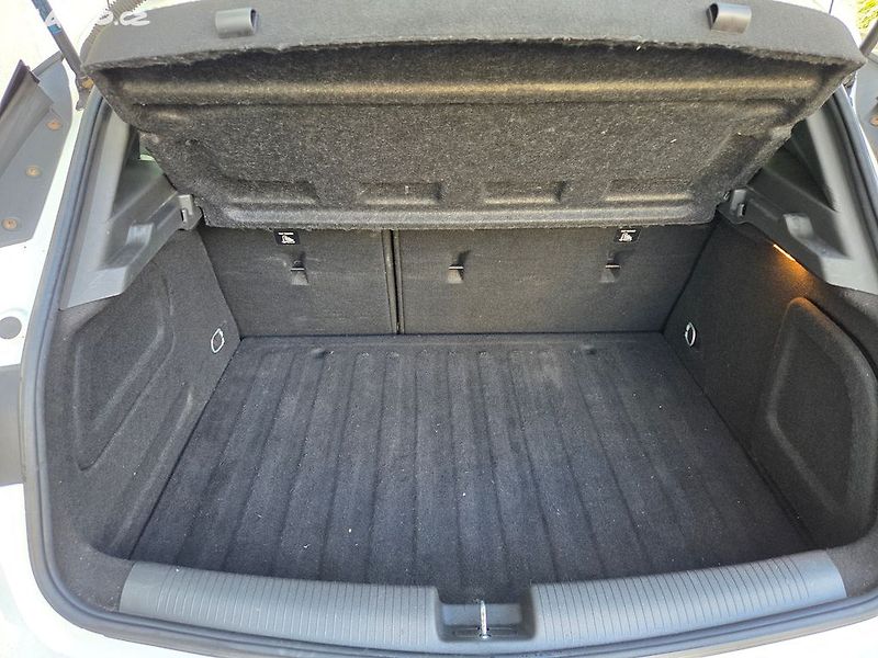 Opel Astra (2019) 1.4 Turbo 92Kw 1.maj Odp DPH - fotka 18 z 32