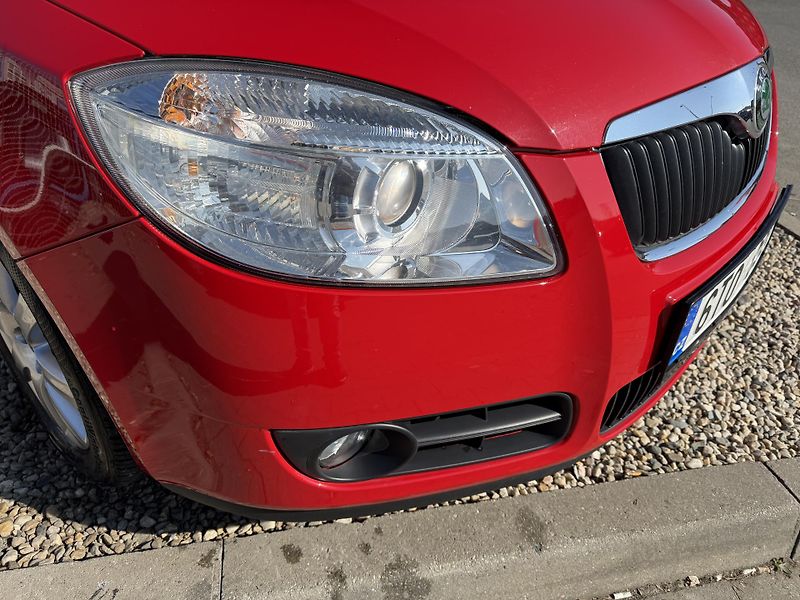Škoda Roomster 1,4i 16V/63kW - KLIMA,ABS - fotka 49 z 59