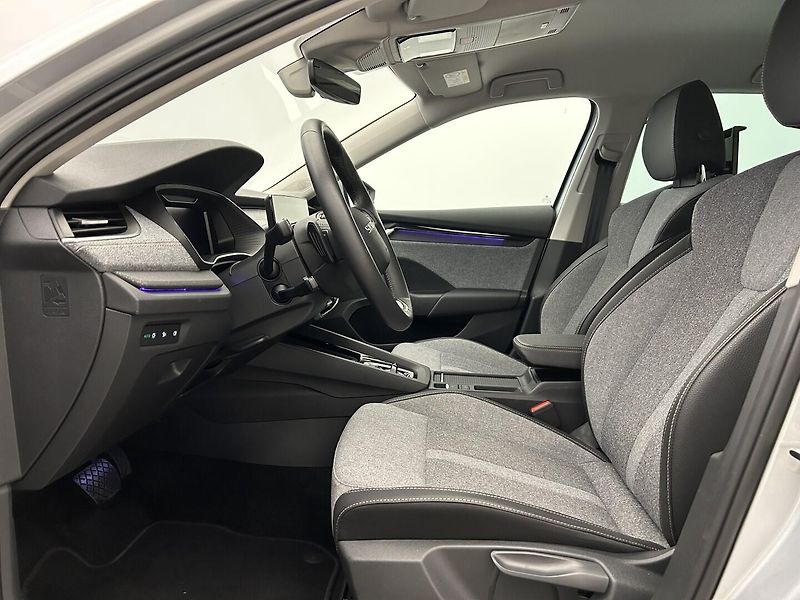 Škoda Octavia 1.5 TSI Top selection - fotka 20 z 26