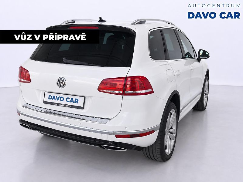 Volkswagen Touareg 3,0 TDI V6 193kW R-Line CZ - fotka 5 z 12