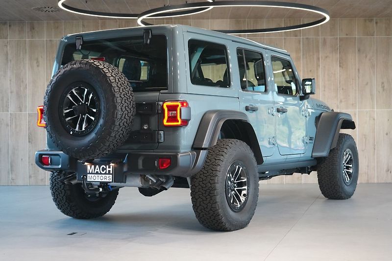 Jeep Wrangler (2026) MOAB 392 V8 - fotka 8 z 47