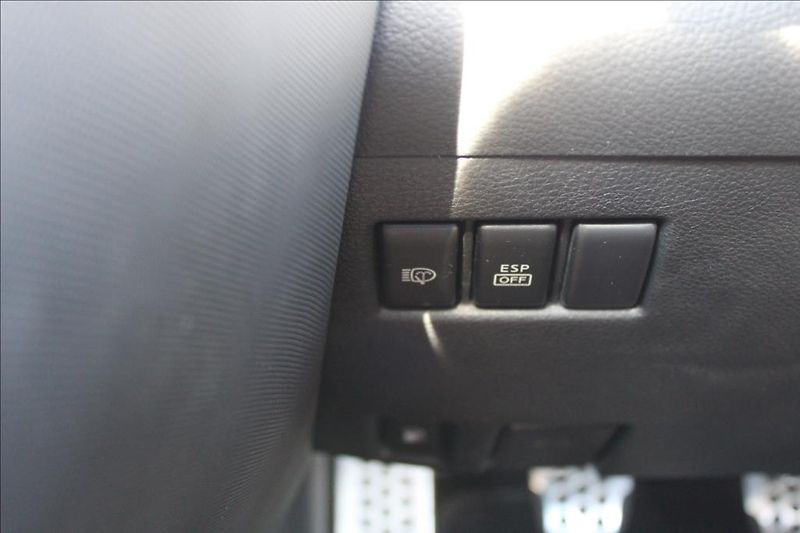 Nissan 350 Z 3,5 i  1.majitel,ČR,TOP STAV - fotka 18 z 35