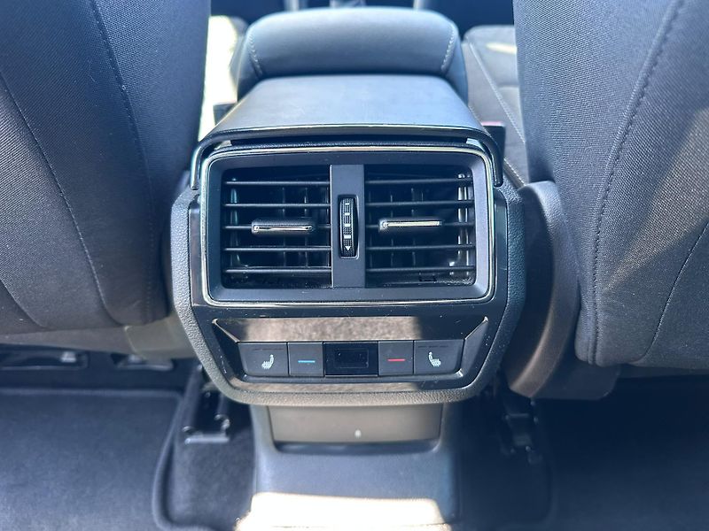 Škoda Karoq 1.5 TSI 110kW Exclusive  - fotka 16 z 19