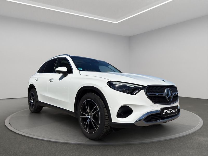 Mercedes-Benz GLC (2025) 200 4MATIC - fotka 3 z 23