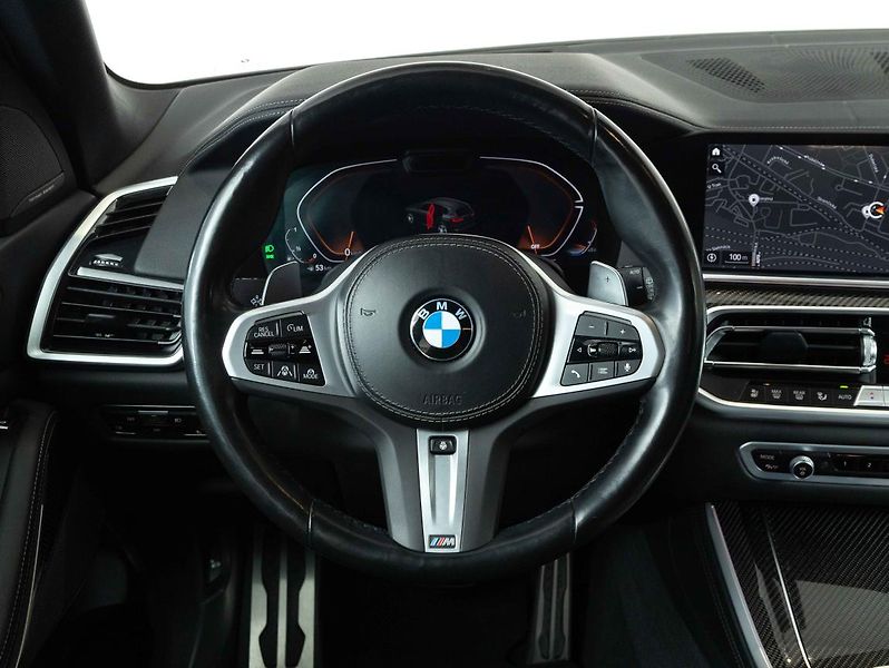 BMW X5 xDrive40i - fotka 13 z 23