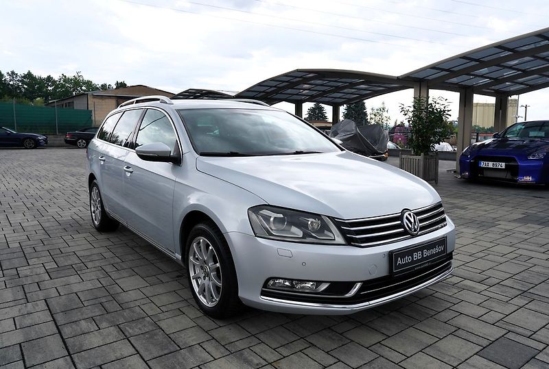 Volkswagen Passat 2.0 TDI 4Motion DSG/16Al./170P - fotka 8 z 38