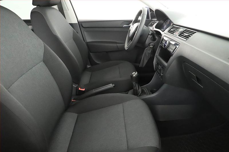 Škoda Rapid (2017) 1.2 TSI, ČR,1.maj, Serv.kniha - fotka 9 z 16