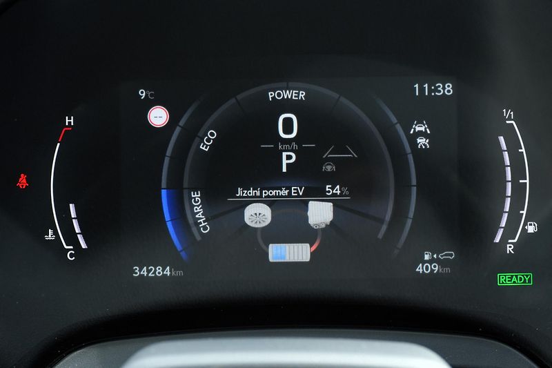 Lexus RX 500h F-SPORT + ,Panorama, DPH - fotka 18 z 44