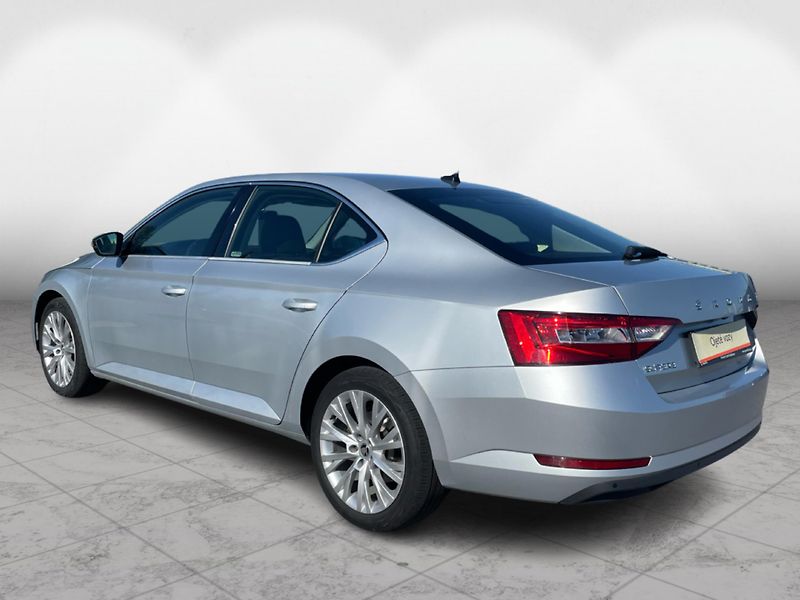 Škoda Superb 2.0 TDi DSG 7st. STYLE - fotka 7 z 26