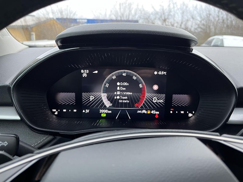 Škoda Fabia Top Selection 1.0 TSI 85kW DSG - fotka 13 z 22