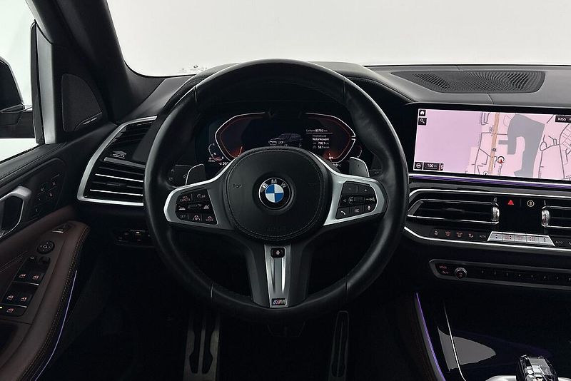 BMW X5 xDrive40d - fotka 8 z 13