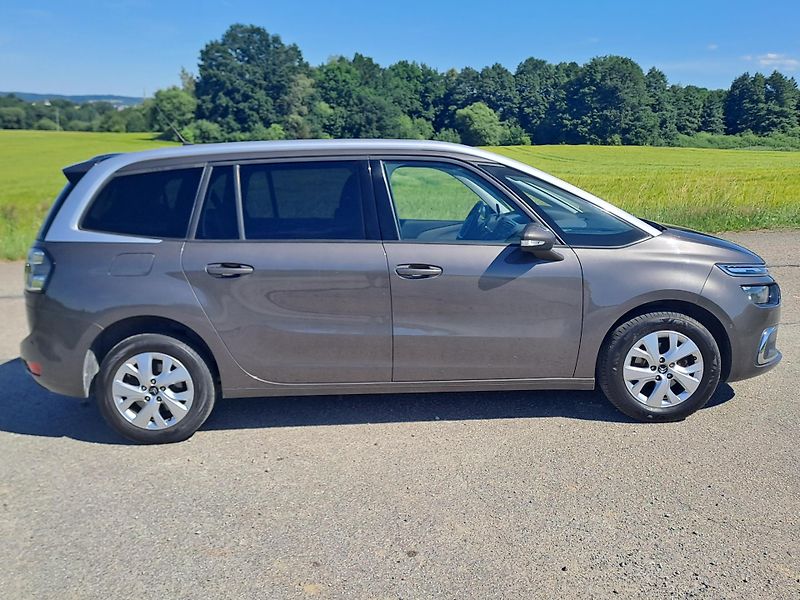Citroën Grand C4 Picasso 1.6 HDi AUTOMAT, 7 MÍST - fotka 4 z 41