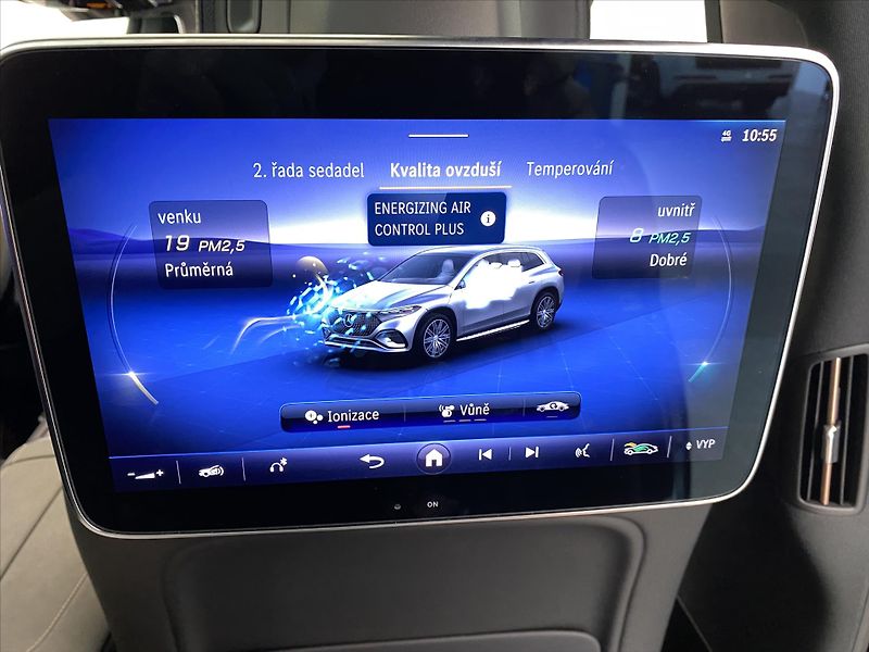 Mercedes-Benz EQS 500 4MATIC 118kWh AMG Line - fotka 17 z 25