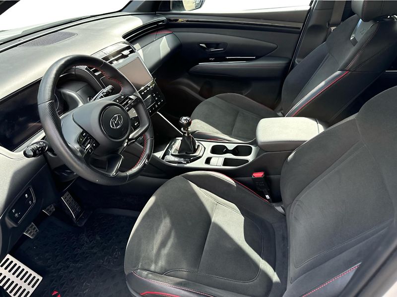 Hyundai Tucson 1.6 T-GDI N-Line - fotka 11 z 23