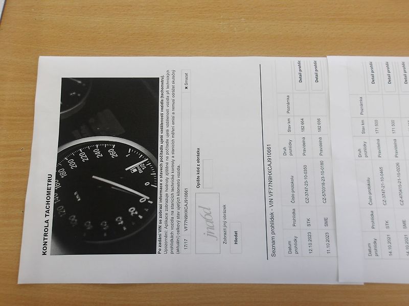 Peugeot Partner Tepee 1,6HDi 66kW ČR 2xŠOUPAČKY ! - fotka 28 z 28