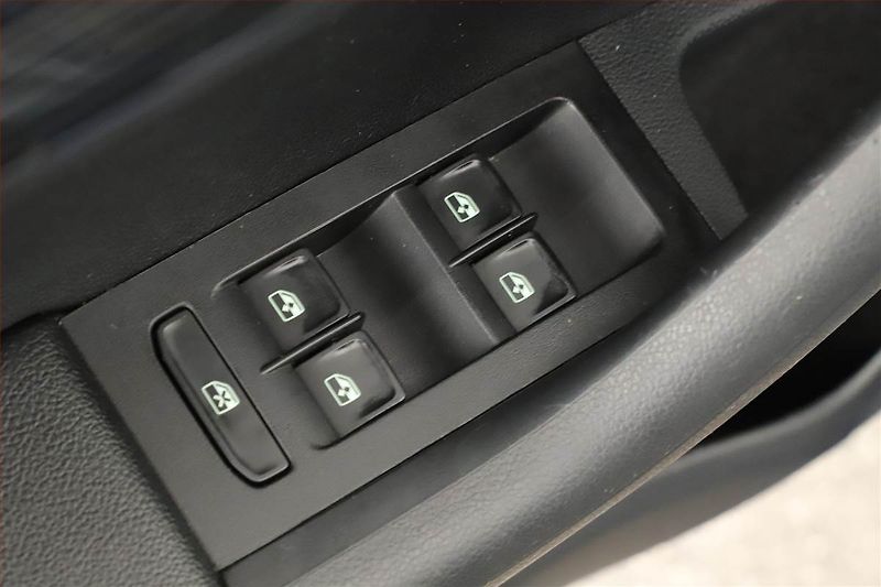 Škoda Octavia (2019) 1.6 TDI, Tempomat - fotka 18 z 18