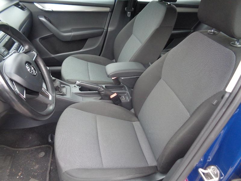 Škoda Octavia 1,6 TDI - fotka 12 z 15