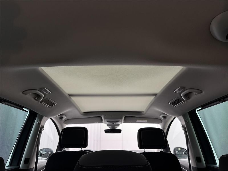 Volkswagen Sharan 2.0TSI 162KW DSG ACC DCC 2XALU - fotka 39 z 50