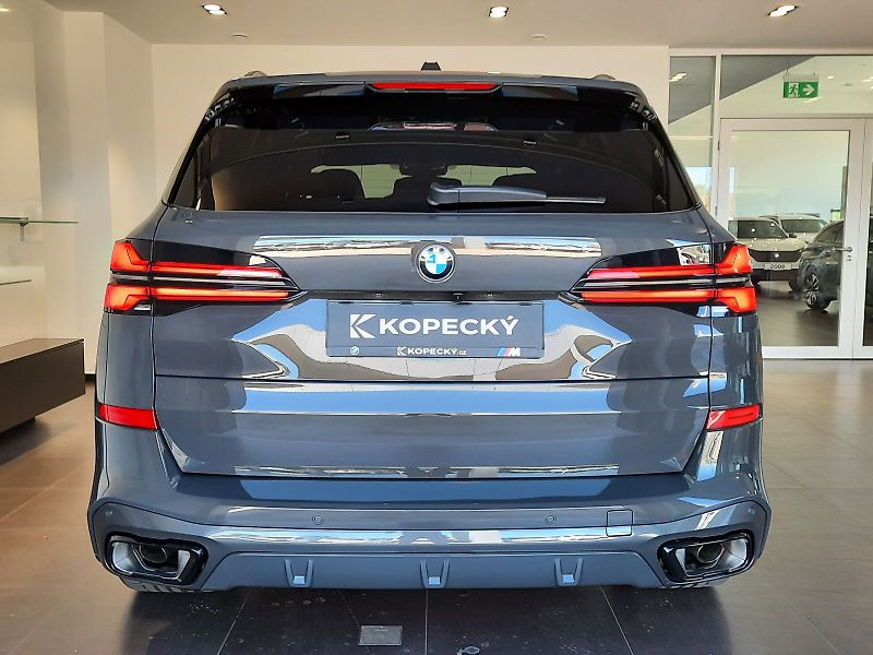BMW X5 (2026) xDrive 30d M Sport - fotka 5 z 17
