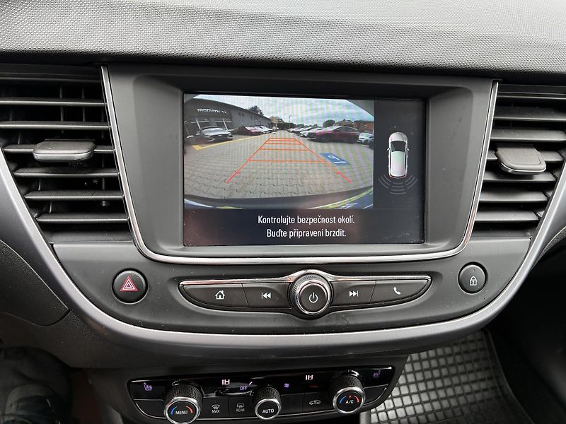 Opel Crossland 1,2T-81KW,LED,LIMITED,CARPLAY - fotka 19 z 30