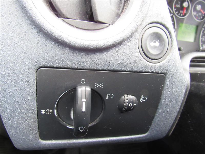 Ford Fusion 1,4 i 59KW 1.Majitel - fotka 20 z 28