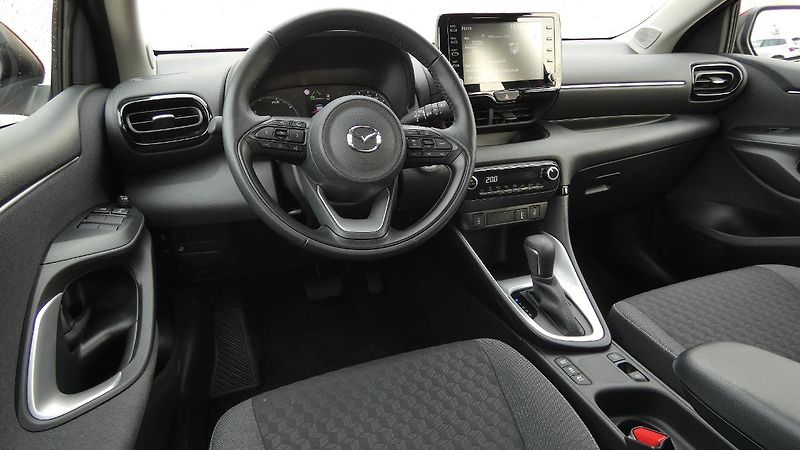 Mazda 2 1.5 Hybrid e-CVT Agile - fotka 5 z 22