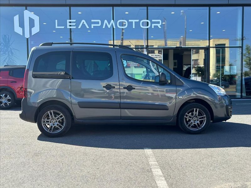 Citroën Berlingo 1,6 BlueHDI  ČR, 1.maj. - fotka 10 z 25