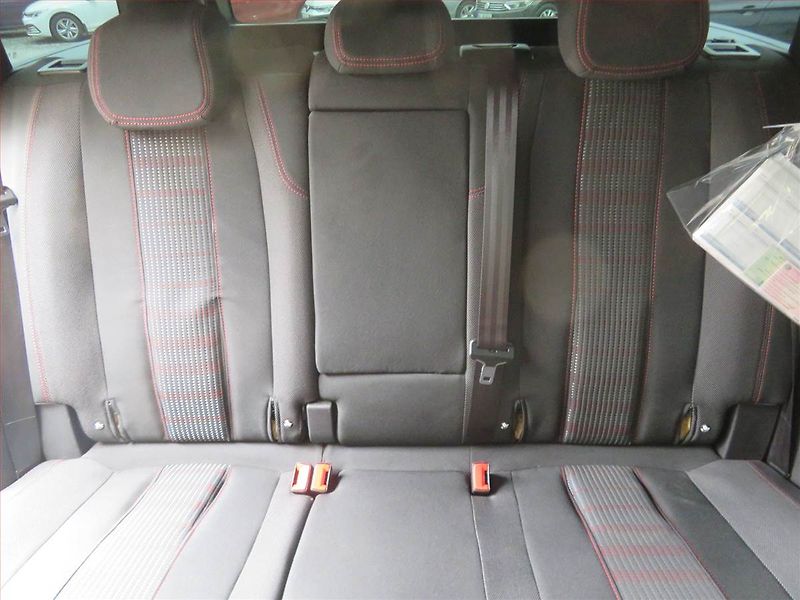Peugeot 308 (2017) GT Line 1.6 BlueHDi, Automat - fotka 10 z 18