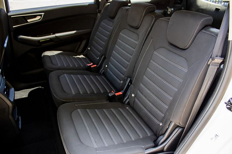 Ford Galaxy Titanium - fotka 18 z 25