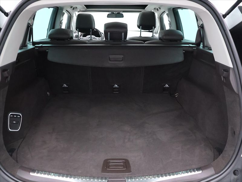 Renault Espace 1,6 dCi 118kW Aut. Energy - fotka 10 z 31