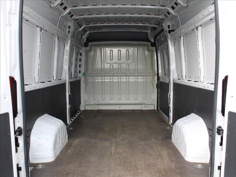 Opel Movano 2,2 CDTi 121kW L3H2 1.maj.ČR - fotka 21 z 22