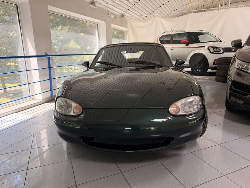 Mazda MX-5 1,6 81Kw2 - fotka 2 z 18