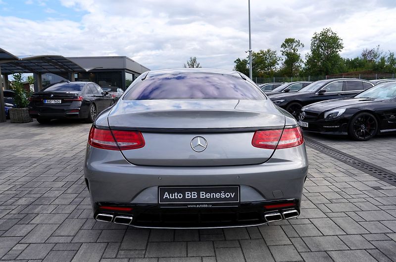 Mercedes-Benz Třídy S S 500 4Matic Coupe AMG - fotka 5 z 48