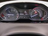 Peugeot 2008 (2019) 1.2 PureTech, Tempomat - náhled 11