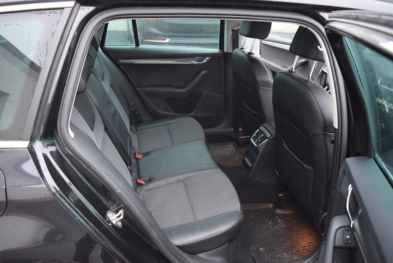 Škoda Octavia (2018) 1.5TSI 110kwSTYLE FULL LED TAŽ - fotka 40 z 50