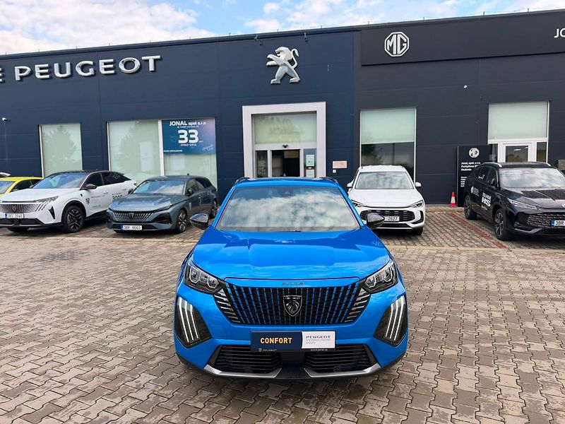 Peugeot 2008 ALLURE Pack 1.2PT 130 EAT8 - fotka 13 z 29