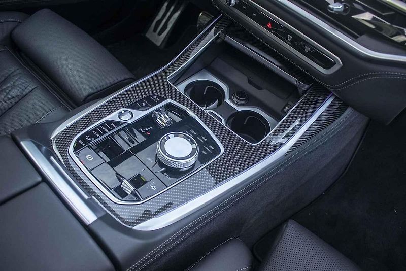 X7 představuje u bavorské automobilky vrchol nabídky mezi SUV.