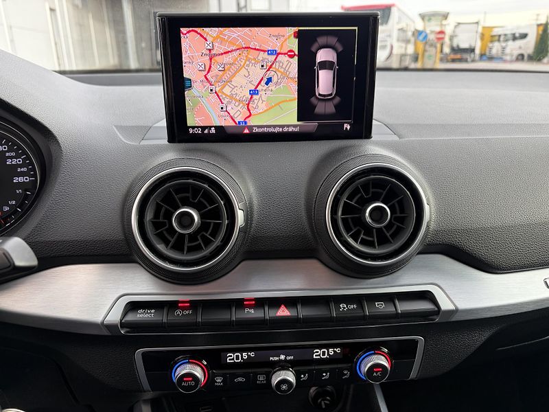 Audi Q2 (2017) 1.6 TDi SPORT/SERVIS AUDI/ - fotka 14 z 25
