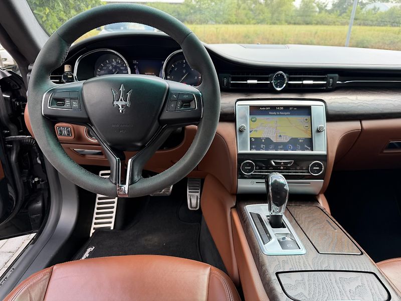 Maserati Quattroporte (2015) 3.0 V6 BUSSINES DIESEL DPH! - fotka 9 z 23