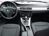 BMW Řada 3 (2012) 2.0 D 318d, AT, klima - náhled 8