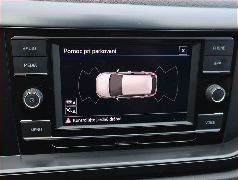 Volkswagen Polo (2020) 1.0 TSI, Park. senzory - fotka 18 z 18