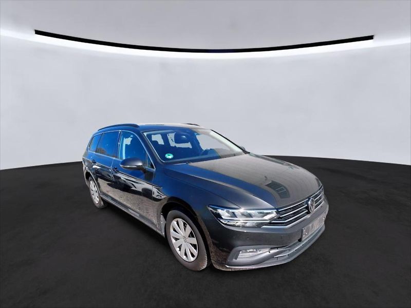 Volkswagen Passat 2,0 TDI TAŽNÉ,KAMERA - fotka 2 z 12