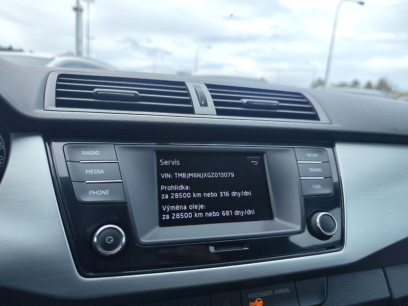 Škoda Fabia 1.2 TSI/66kW Ambition - fotka 16 z 26