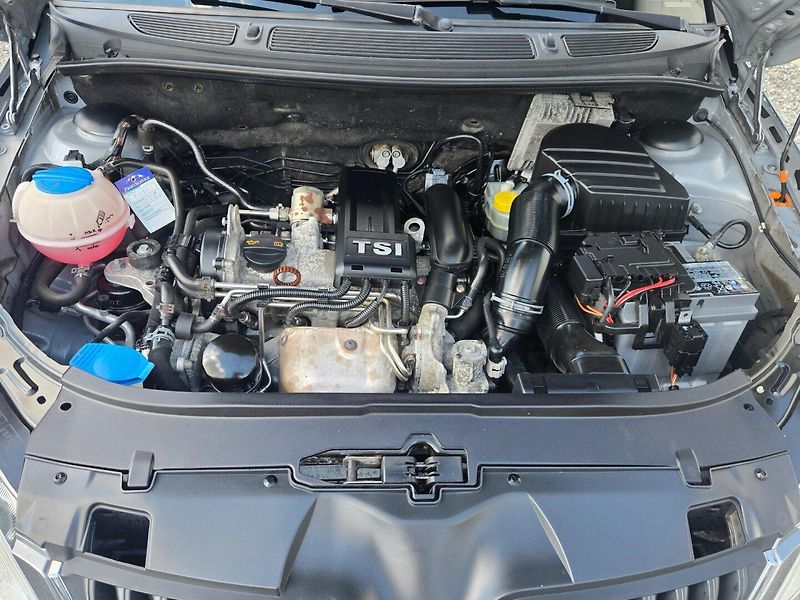 Škoda Roomster (2013) 1.2 TSI Serviska - fotka 25 z 26