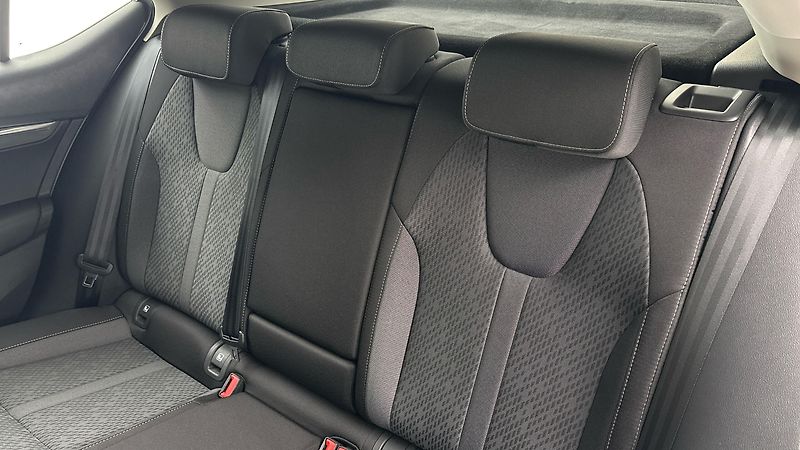 Škoda Octavia 2.0 TDI Style - fotka 16 z 25
