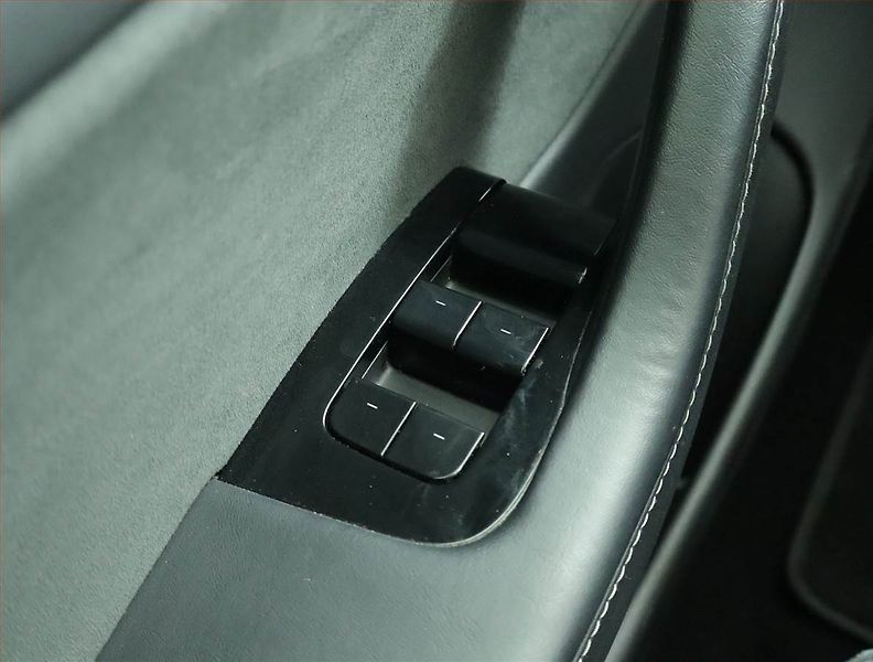 Tesla Model 3 (2019) Long Range 4WD 78kWh, SoH 81% - fotka 17 z 22