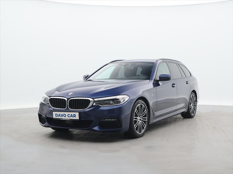 BMW Řada 5 3,0 530d xDrive 195kW M-paket - fotka 3 z 34